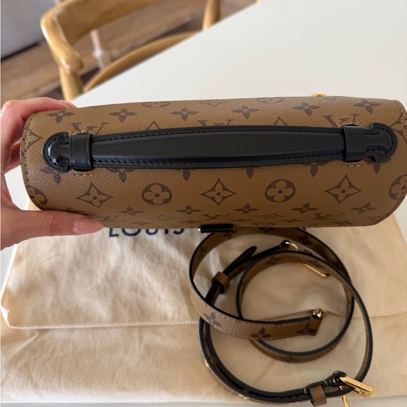 Louis Vuitton Reverse Metis Pouchette - Picture 2 of 15